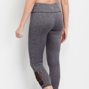 XXL Maurices Grey 7/8” Inmotion Workout Pants NWT